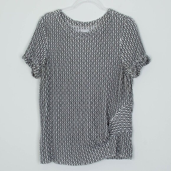 NIC+ZOE Tops - Nic + Zoe Womens Moving Lines Twisted Hem Top Size XL Short Sleeve Abstract Work